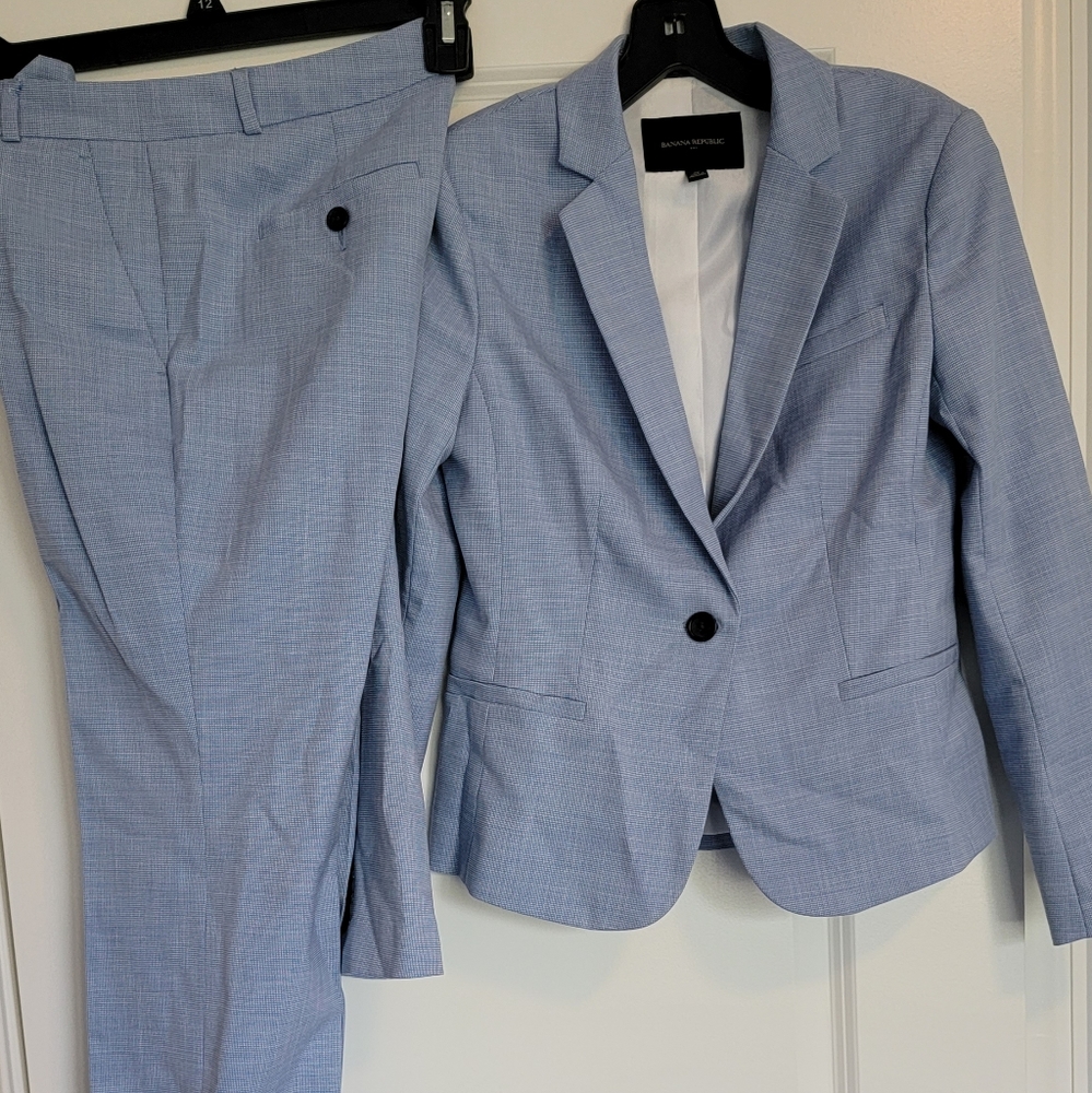 Women's Suit
